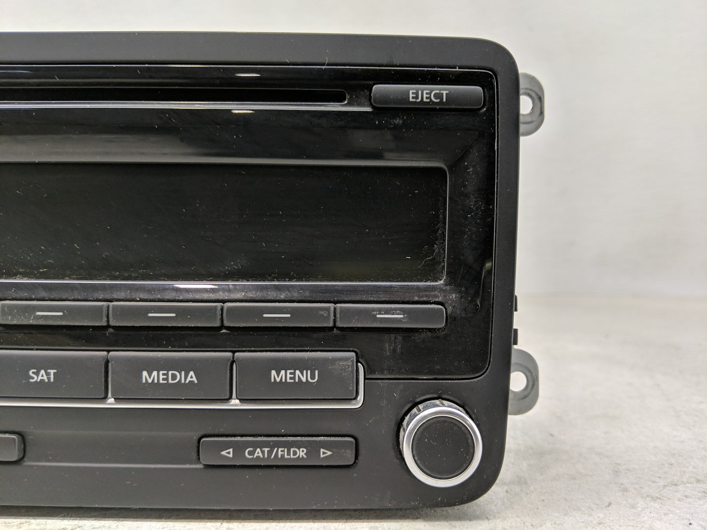 2012-2015 Volkswagen Passat Radio AM FM Cd Player Receiver Replacement P/N:1K0 035 164 F Fits Fits 2011 2012 2013 2014 2015 