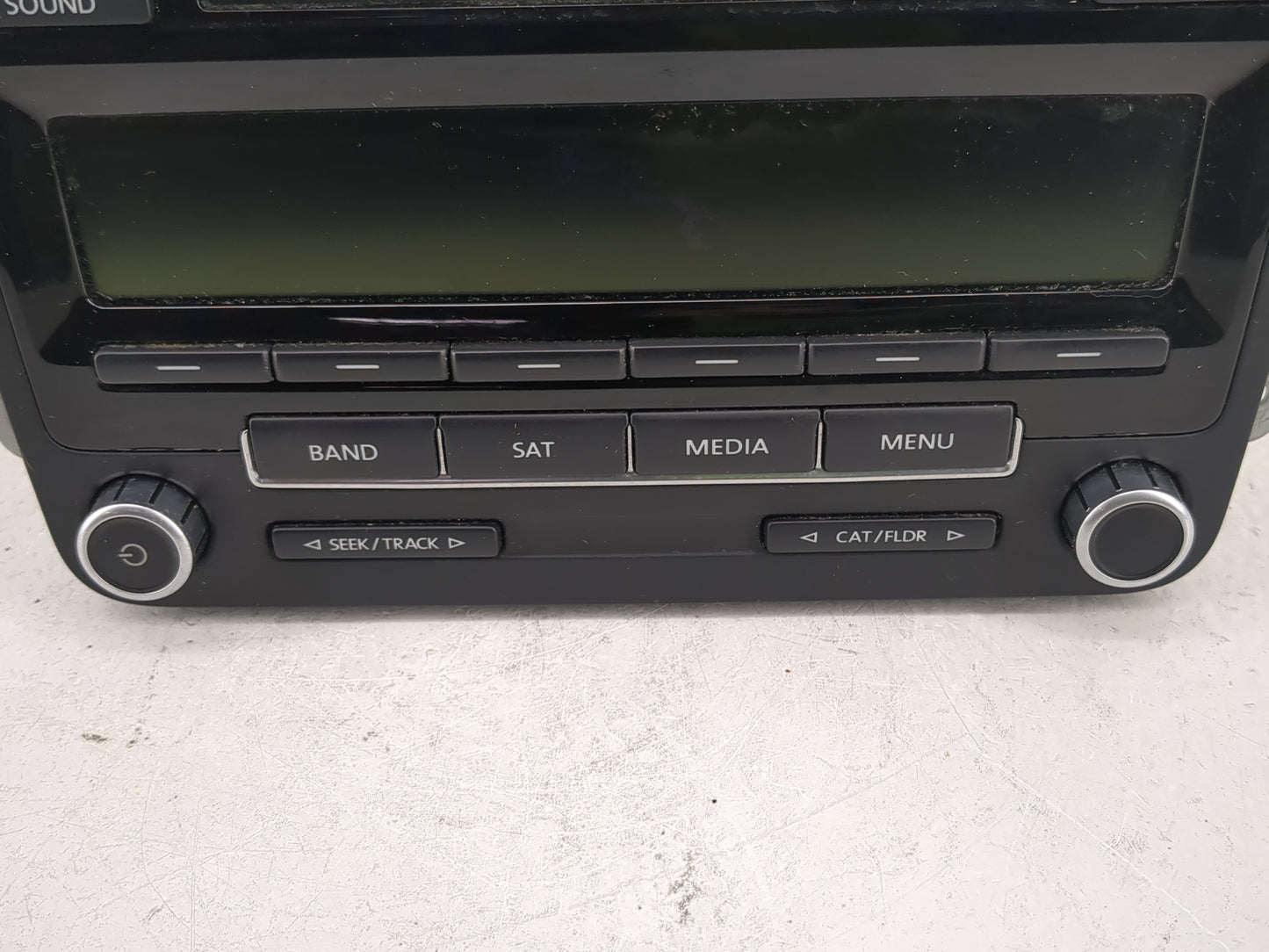 2012-2015 Volkswagen Passat Radio AM FM Cd Player Receiver Replacement P/N:1K0 035 164 F Fits Fits 2011 2012 2013 2014 2015 