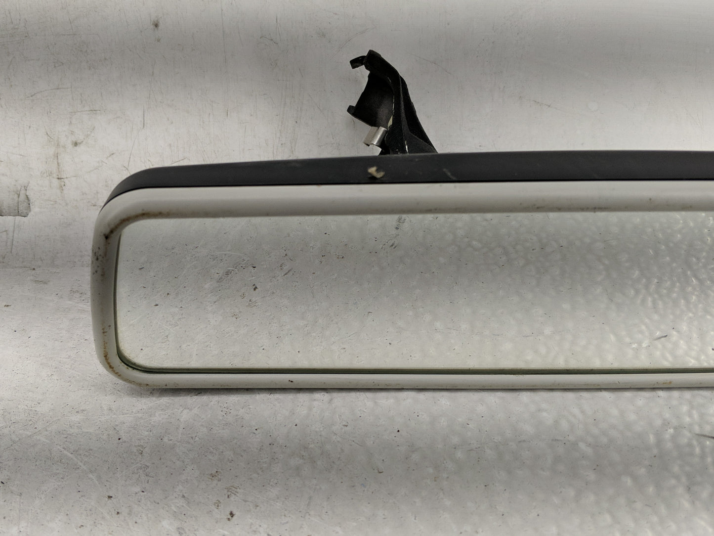 2012-2015 Volkswagen Passat Interior Rear View Mirror Replacement OEM Fits Fits 2012 2013 2014 2015 OEM Used Auto Parts - Oe