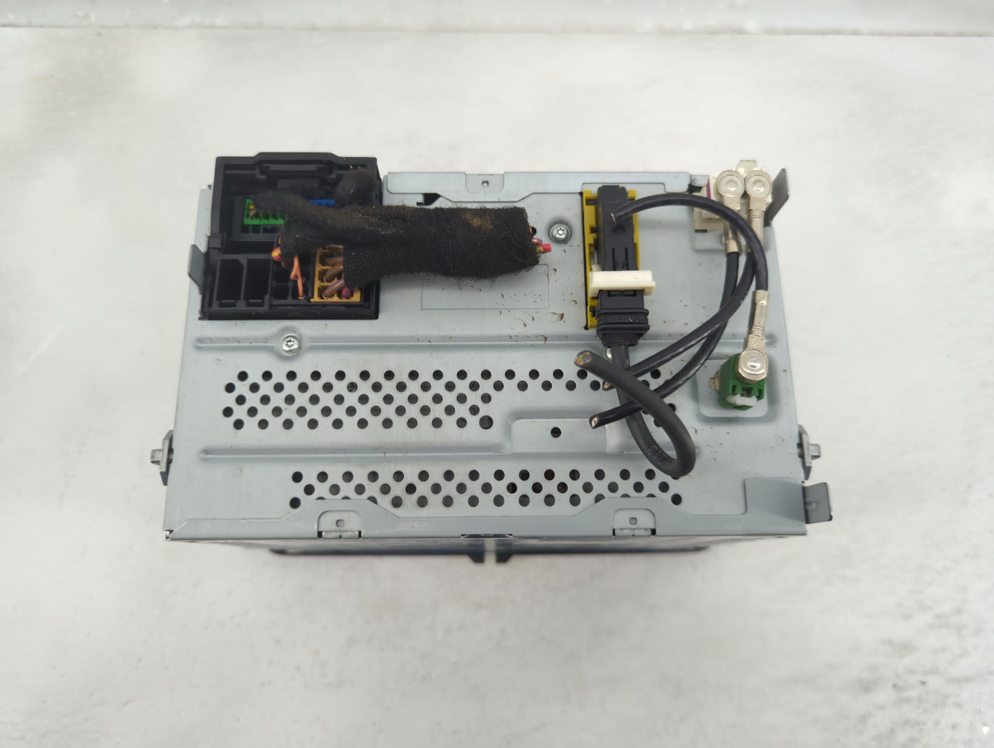 2013-2015 Volkswagen Passat Radio AM FM Cd Player Receiver Replacement P/N:1K0 035 188 F Fits Fits 2013 2014 2015 2016 2017 