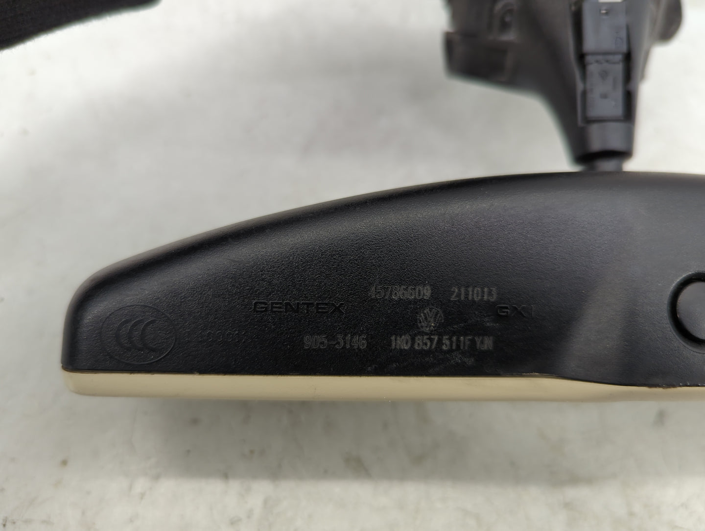2012-2015 Volkswagen Passat Interior Rear View Mirror Replacement OEM P/N:1K0 857 511 Fits Fits 2012 2013 2014 2015 OEM Used