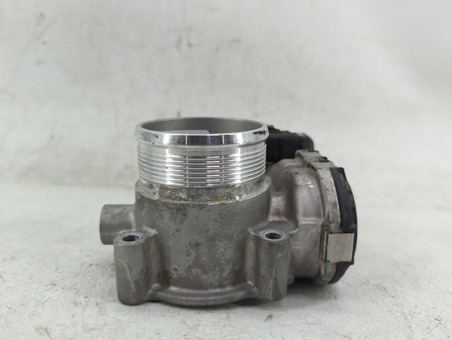 2014-2017 Volkswagen Passat Throttle Body P/N:0 280 750 588 06K133062D Fits Fits 2014 2015 2016 2017 OEM Used Auto Parts - O