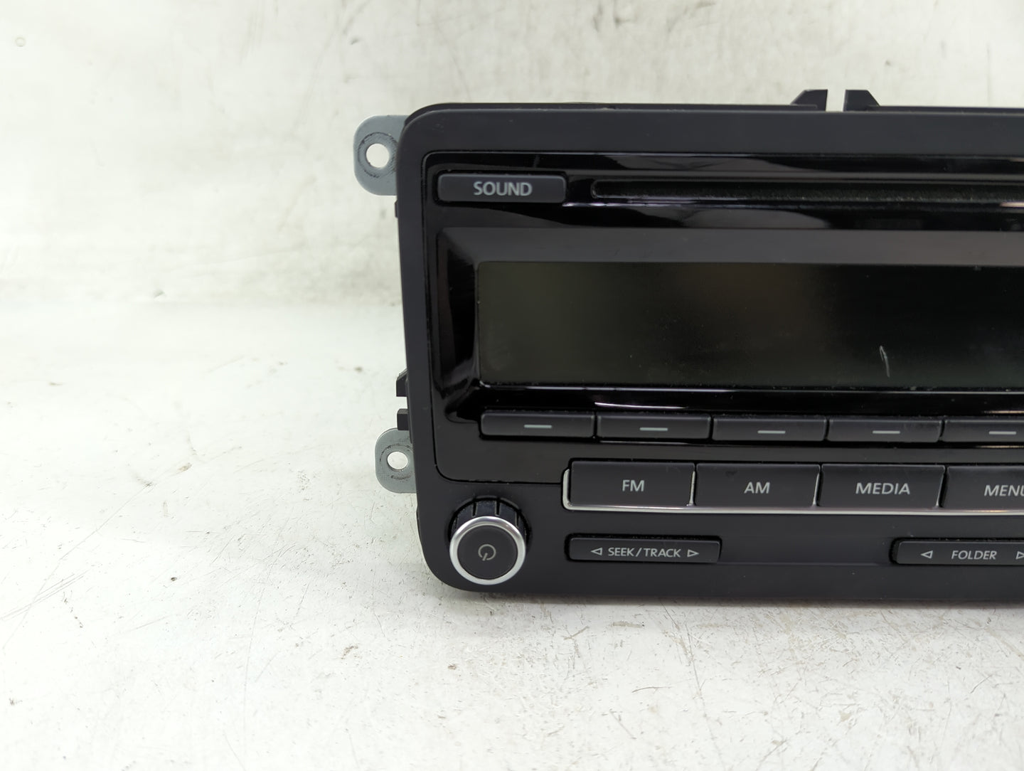 2012-2015 Volkswagen Passat Radio AM FM Cd Player Receiver Replacement P/N:28352655 1K0 035 164 D Fits OEM Used Auto Parts -
