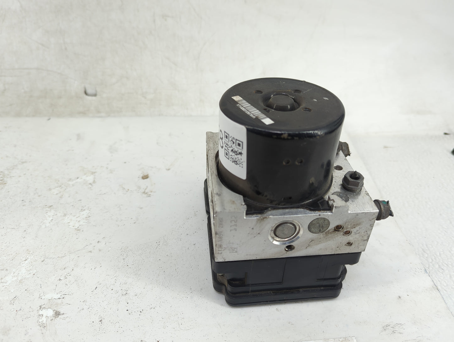 2013-2015 Volkswagen Passat ABS Pump Control Module Replacement P/N:1K0 614 542 ED 10.0212-0904.4 Fits Fits 2013 2014 2015 O
