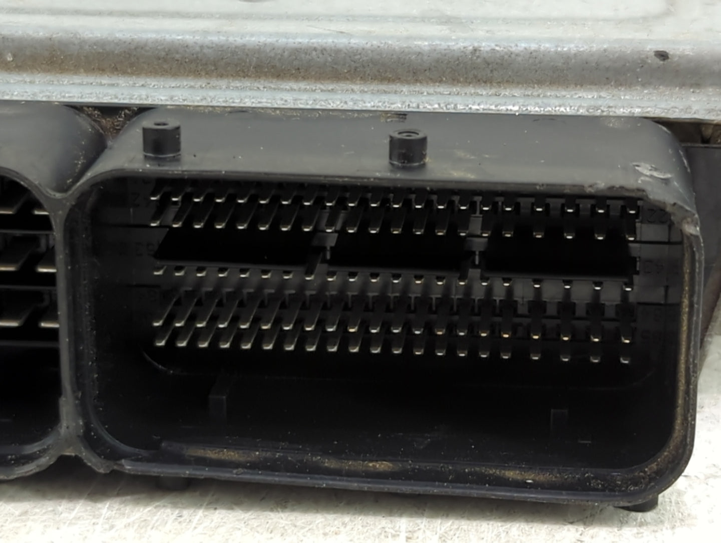 2014 Volkswagen Passat PCM Engine Control Computer ECU ECM PCU OEM P/N:06K 906 070 H 06K 907 425 Fits Fits 2015 OEM Used Aut