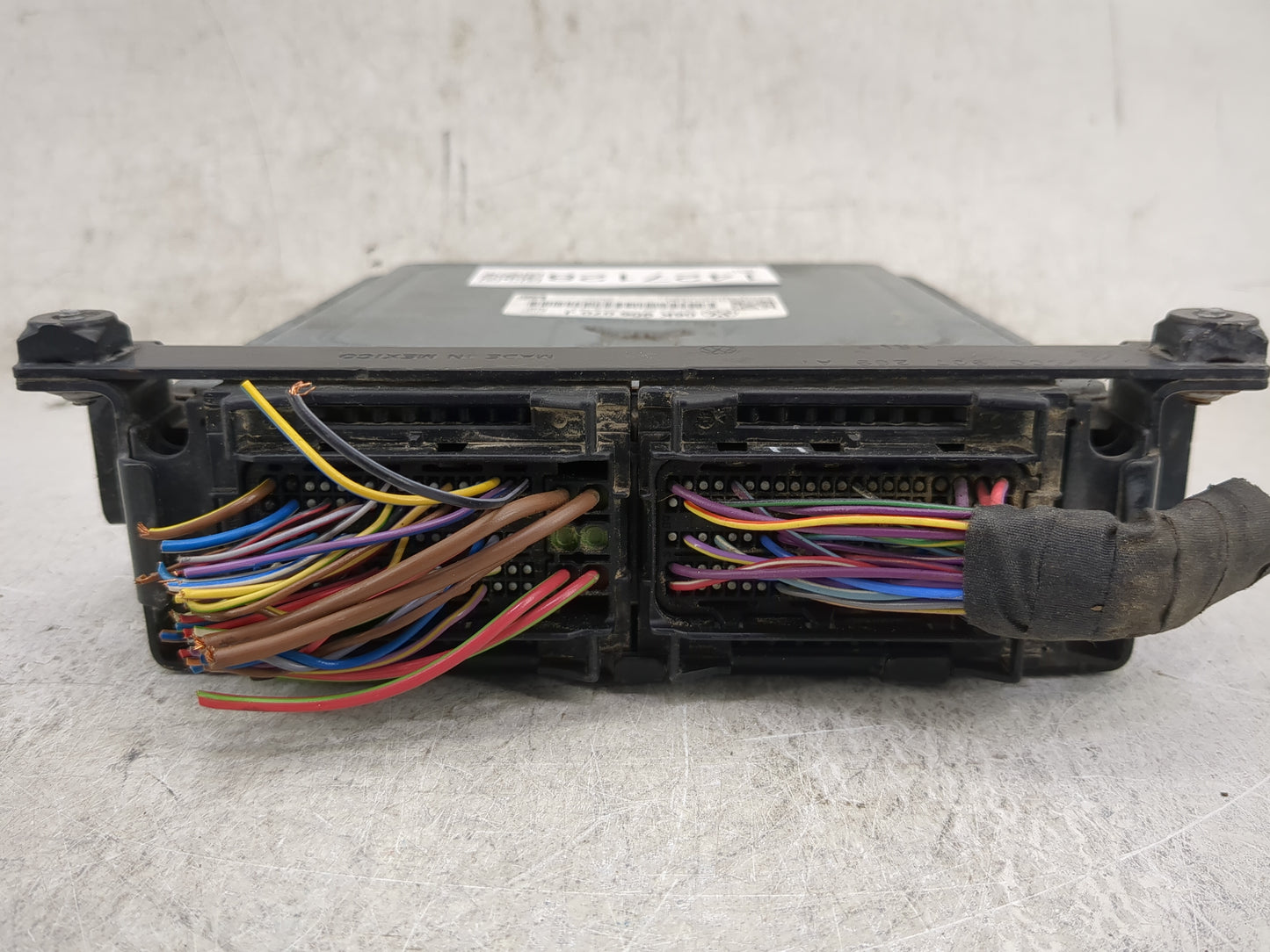 2014 Volkswagen Passat PCM Engine Control Computer ECU ECM PCU OEM P/N:06K906070J 06K907425, A2C32782400JAAD Fits OEM Used A