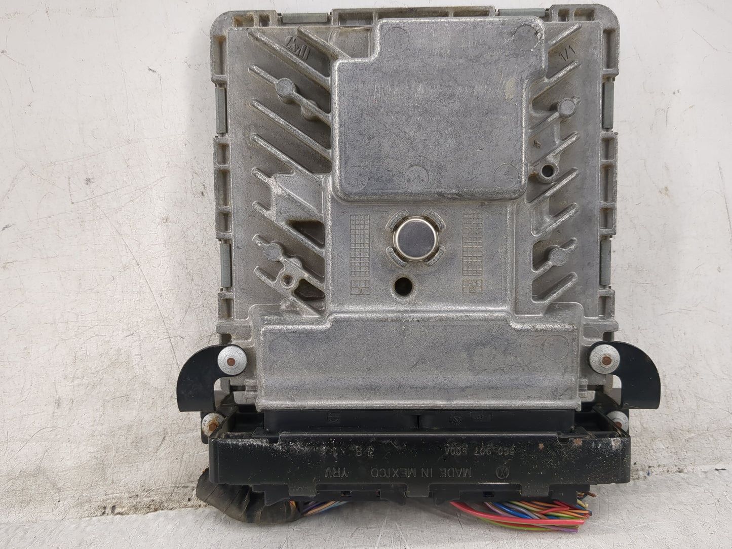 2014 Volkswagen Passat PCM Engine Control Computer ECU ECM PCU OEM P/N:06K906070J 06K907425, A2C32782400JAAD Fits OEM Used A