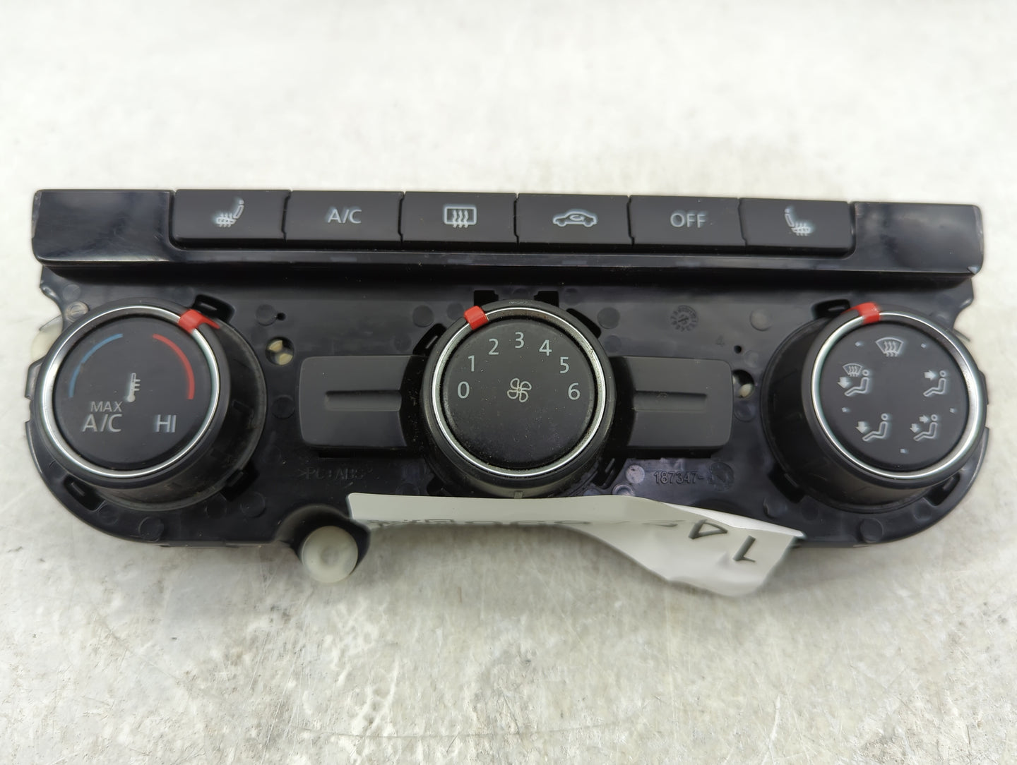 2013-2015 Volkswagen Passat Climate Control Module Temperature AC/Heater Replacement P/N:561907426EZJU Fits Fits 2013 2014 2