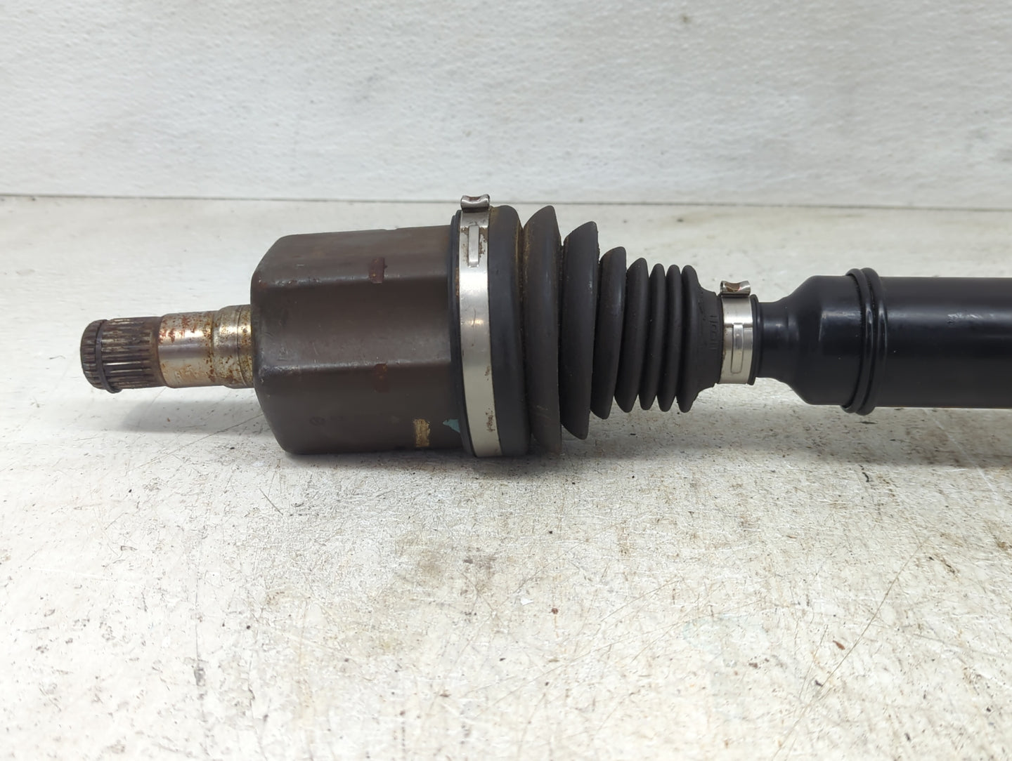 2012-2015 Volkswagen Passat Axle Shaft Front Passenger Cv C/v - Oemusedautoparts1.com