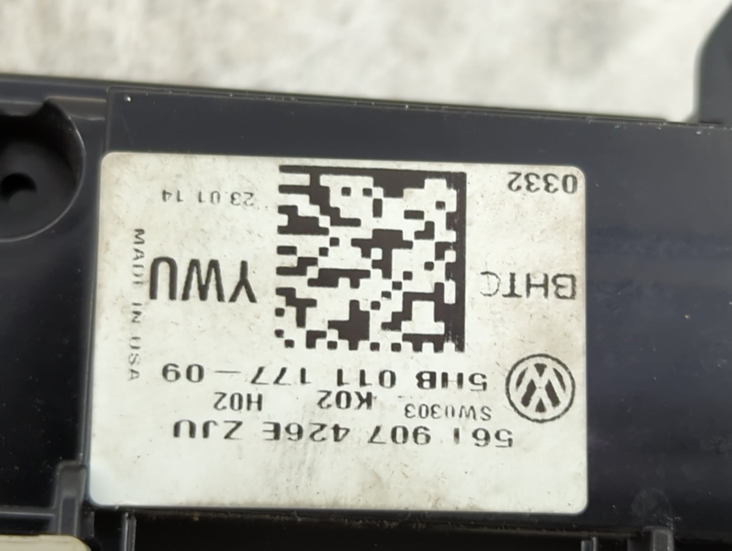 2013-2015 Volkswagen Passat Climate Control Module Temperature AC/Heater Replacement P/N:561 907 426E ZJU 5HB 011 177-09 Fit