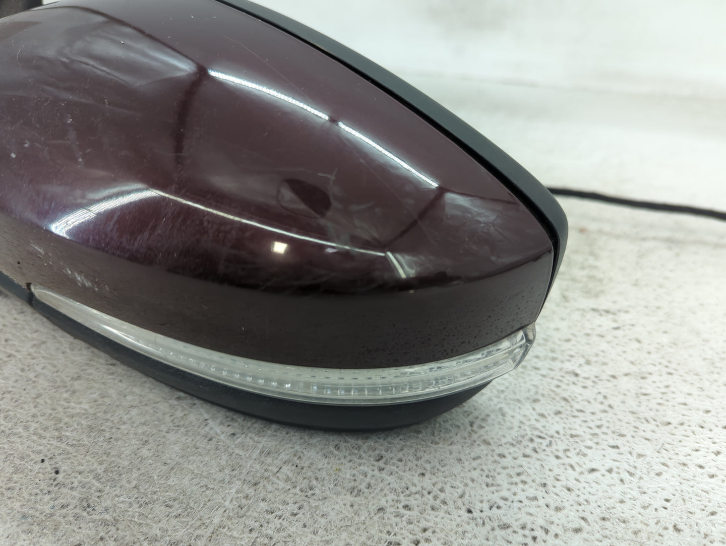 2013-2015 Volkswagen Passat Driver Side View Mirror - Left Door Mirror OEM Used - Oemusedautoparts1.com