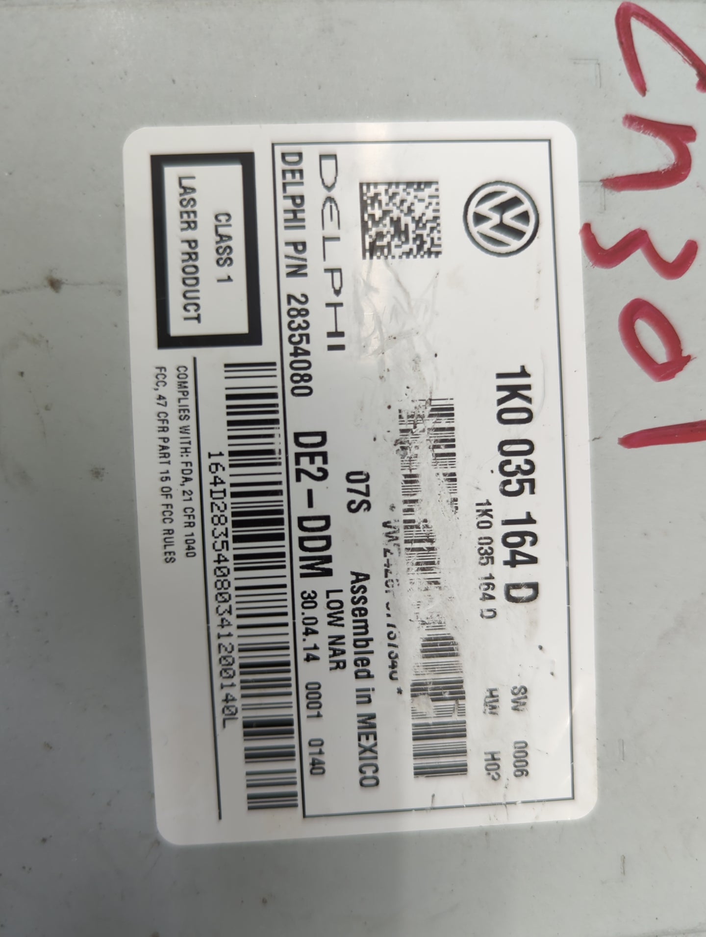 2012-2015 Volkswagen Passat Radio AM FM Cd Player Receiver Replacement P/N:1K0035164D 28354080 Fits OEM Used Auto Parts - Oe