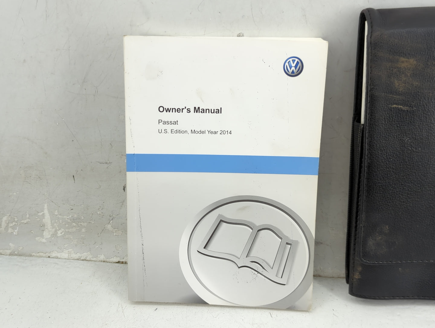 2014 Volkswagen Passat Owners Manual Book Guide P/N:561012003 OEM Used Auto Parts - Oemusedautoparts1.com