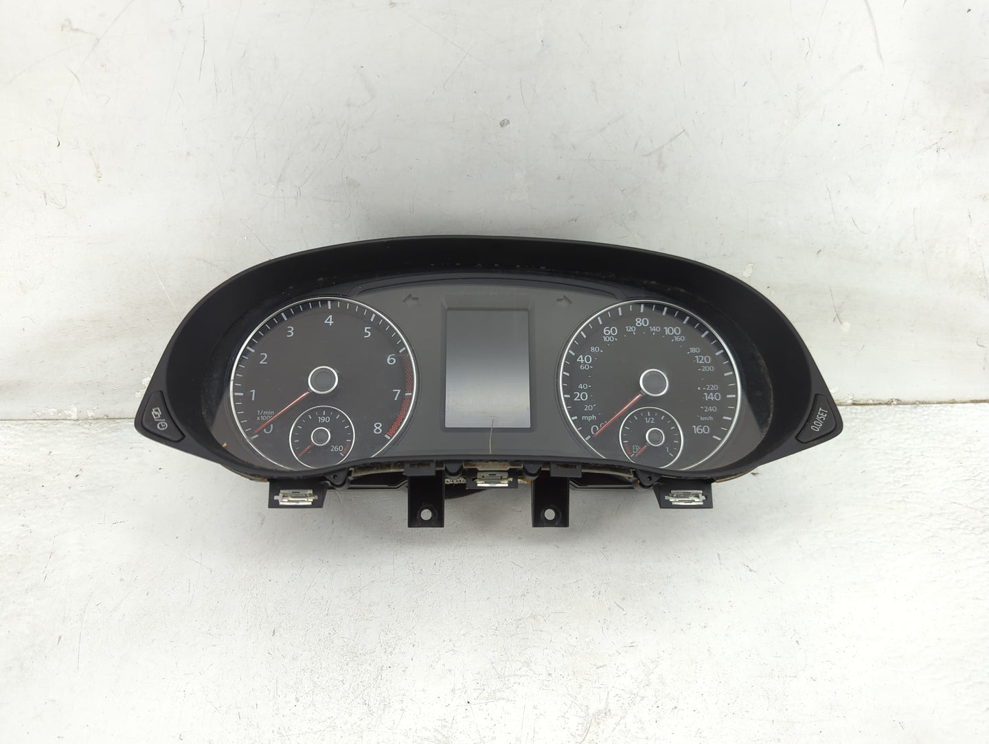 2013-2014 Volkswagen Passat Instrument Cluster Speedometer Gauges P/N:561920960D A2C53415798 Miles: Fits Fits 2013 2014 OEM 