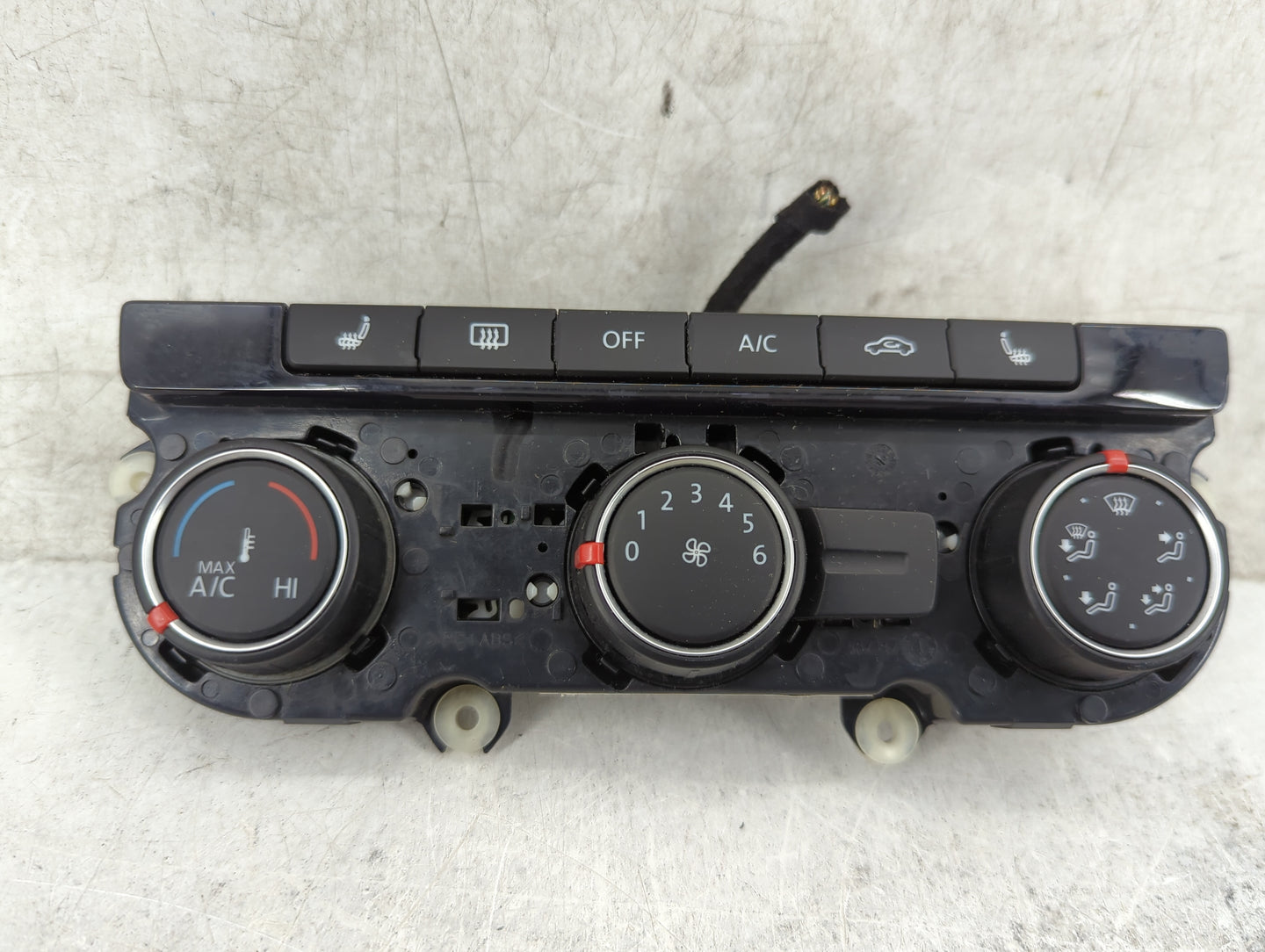 2013-2015 Volkswagen Passat Climate Control Module Temperature AC/Heater Replacement P/N:561907426C 5HB11177-07 Fits OEM Use
