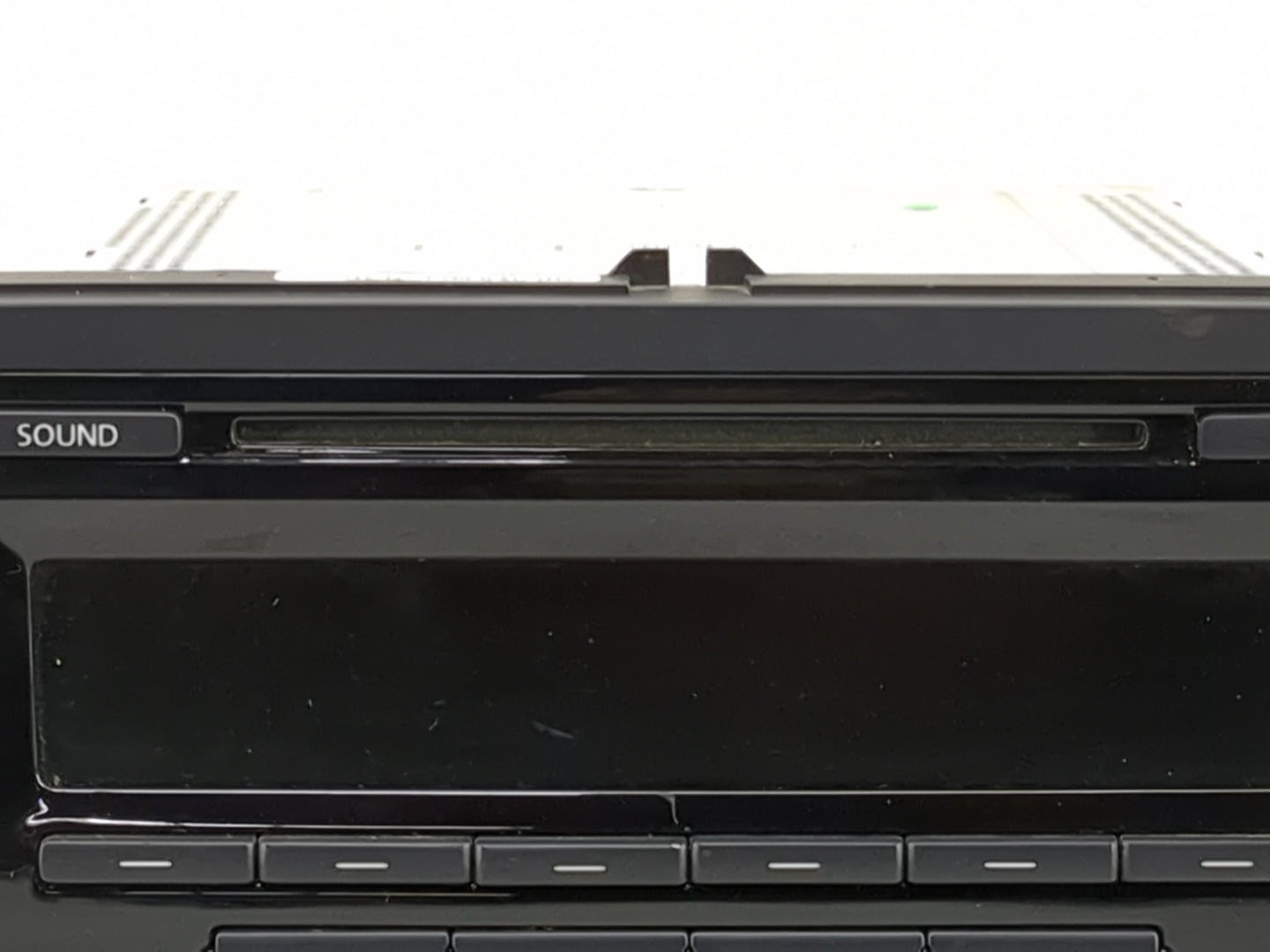 2013-2015 Volkswagen Passat Radio AM FM Cd Player Receiver Replacement P/N:1K0035164F 28367806 Fits Fits 2013 2014 2015 OEM 
