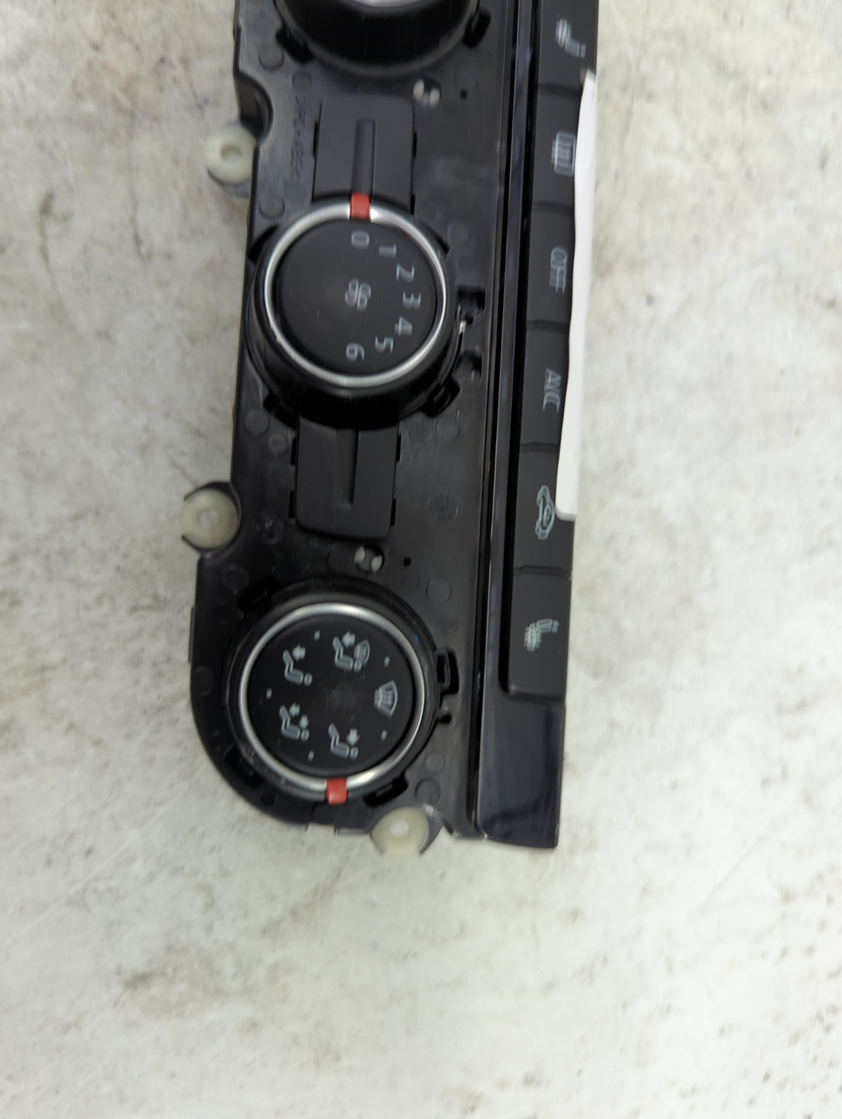 2013-2015 Volkswagen Passat Climate Control Module Temperature AC/Heater Replacement P/N:561907426CZJU 5HB11177-07 Fits OEM 