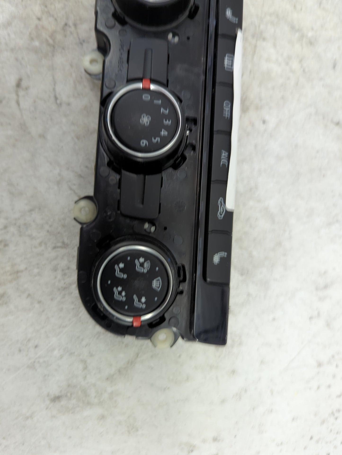 2013-2015 Volkswagen Passat Climate Control Module Temperature AC/Heater Replacement P/N:561907426CZJU 5HB11177-07 Fits OEM 