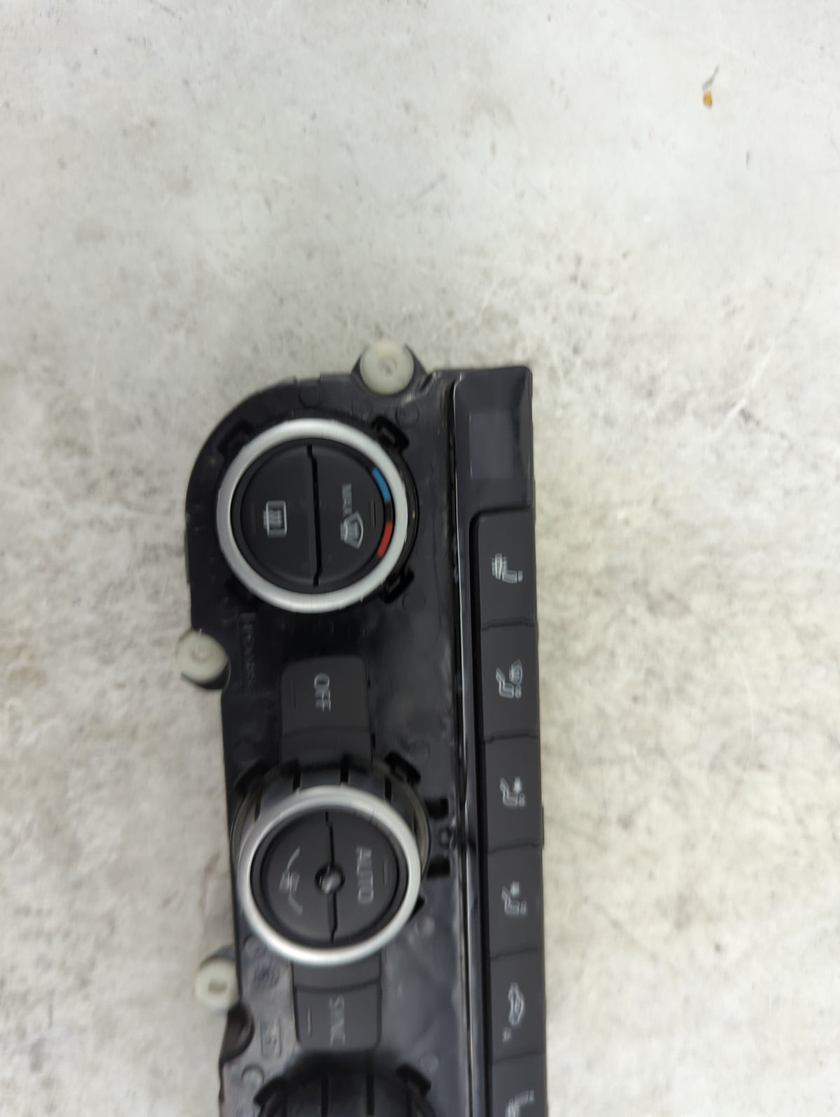 2013-2015 Volkswagen Passat Climate Control Module Temperature AC/Heater Replacement P/N:561907044AB 5HB010753-48 Fits OEM U