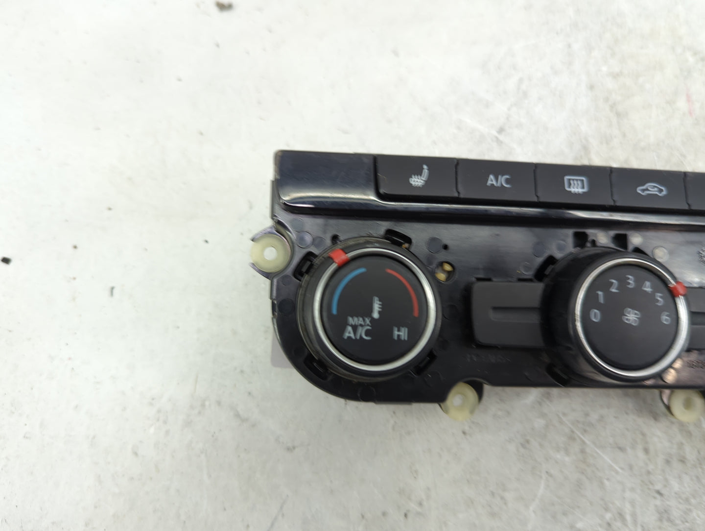2013-2015 Volkswagen Passat Climate Control Module Temperature AC/Heater Replacement P/N:561907426E 5HB01117709 Fits OEM Use