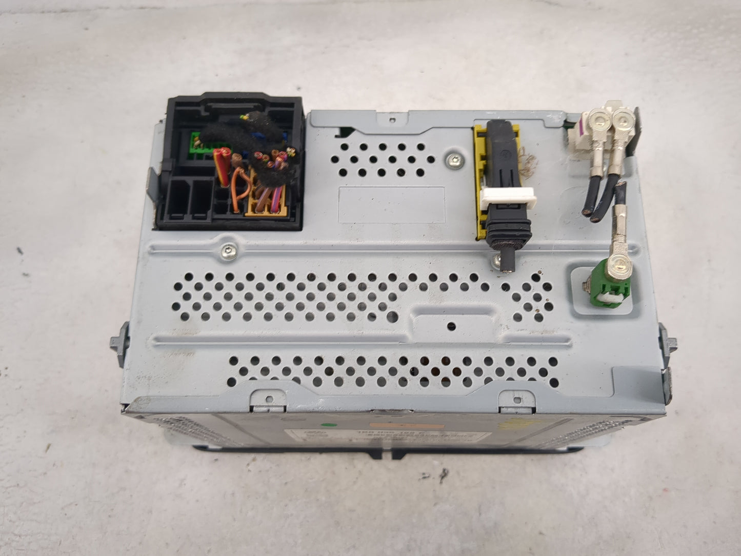 2013-2015 Volkswagen Passat Radio AM FM Cd Player Receiver Replacement P/N:1K0035188F 28372940 Fits Fits 2013 2014 2015 2016