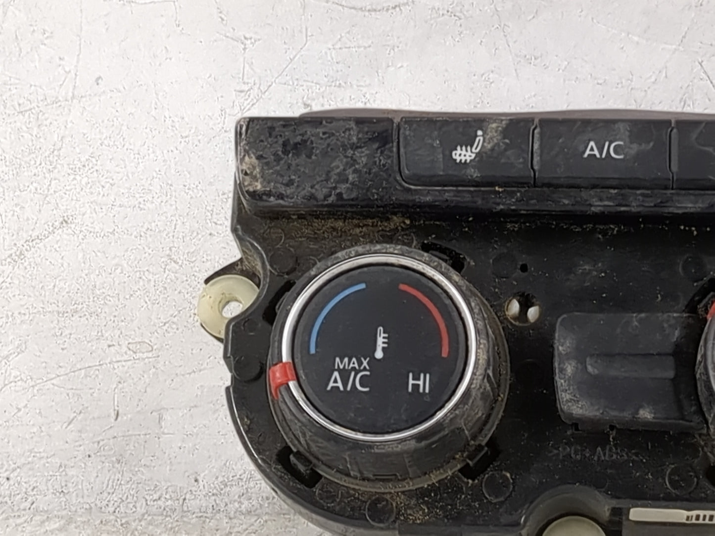 2013-2015 Volkswagen Passat Climate Control Module Temperature AC/Heater Replacement P/N:561907426E 5HB01117709 Fits OEM Use