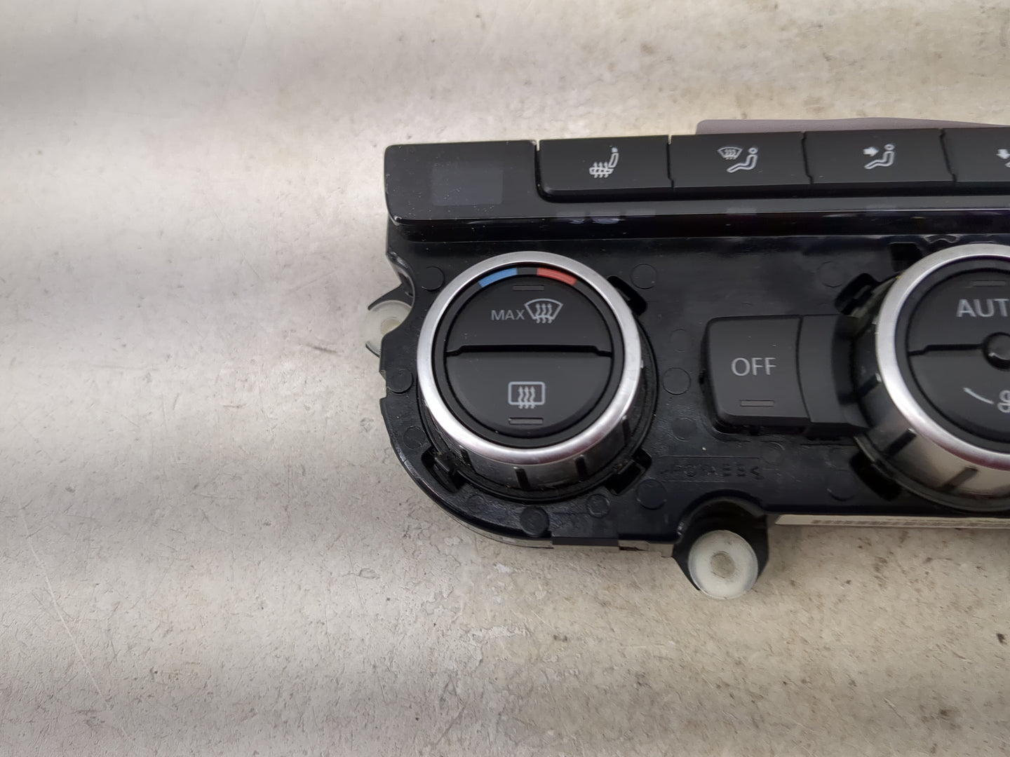 2013-2015 Volkswagen Passat Climate Control Module Temperature AC/Heater Replacement P/N:561907044AB 5HB010753-48 Fits OEM U