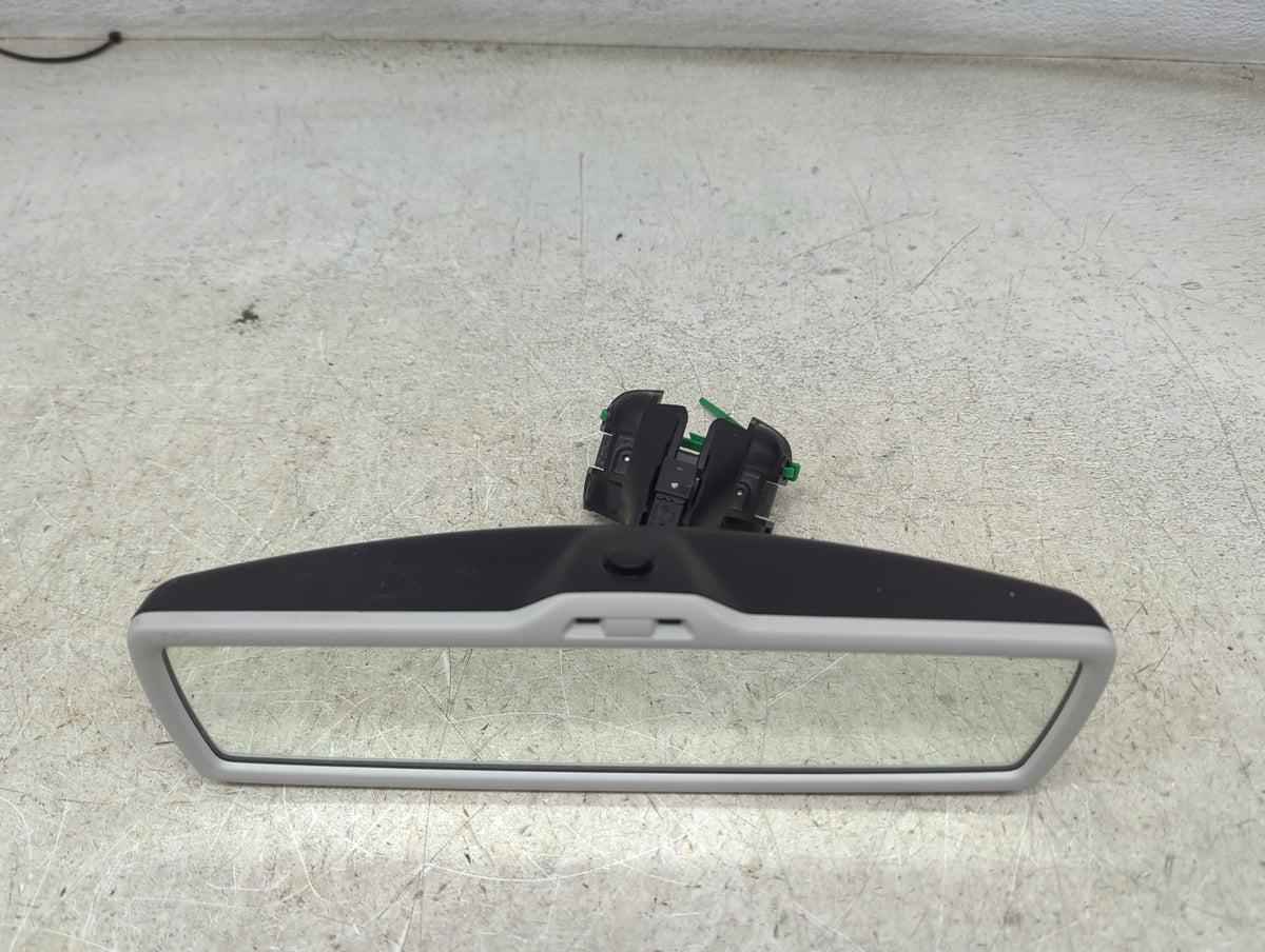 2014 Volkswagen Passat Interior Rear View Mirror Replacement OEM P/N:E1 47817395 E1 310314 Fits OEM Used Auto Parts - Oemuse