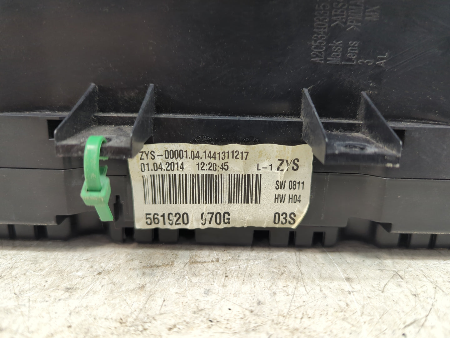 2015 Volkswagen Passat Instrument Cluster Speedometer Gauges P/N:561920970G A2C53408792, A2C85648900 Miles: Fits OEM Used Au