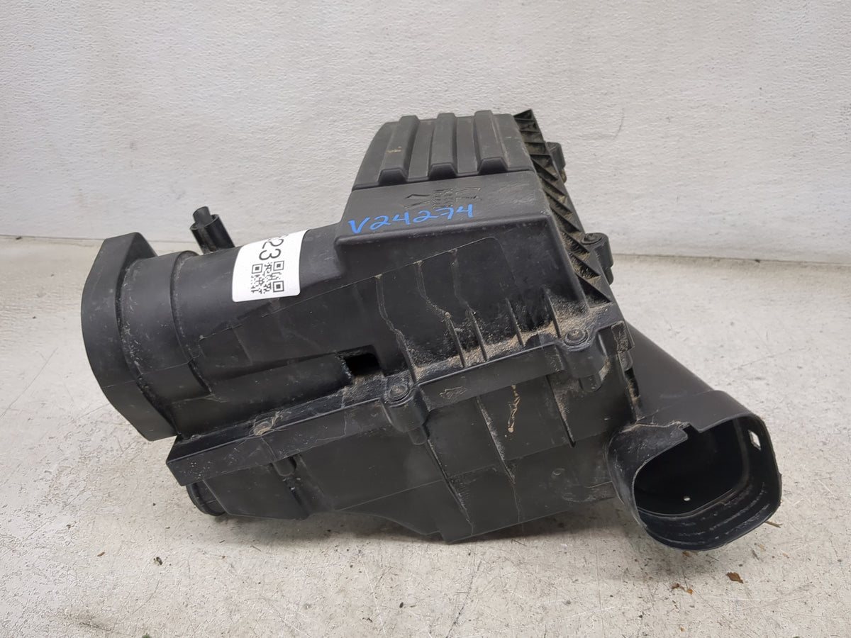 2012-2014 Volkswagen Passat Air Cleaner Intake-duct Hose Tube 1499623 - Oemusedautoparts1.com