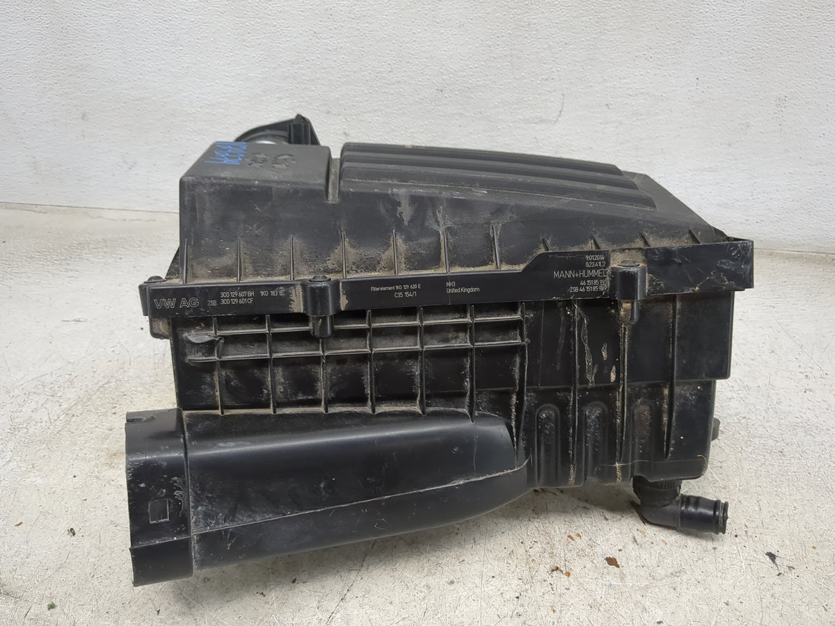 2012-2014 Volkswagen Passat Air Cleaner Intake-duct Hose Tube 1499623 - Oemusedautoparts1.com
