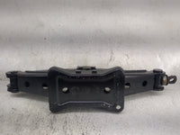 2014 Volkswagen Passat Spare Scissor Car Jack - Oemusedautoparts1.com