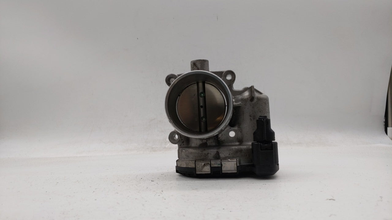 2014-2017 Volkswagen Passat Throttle Body P/N:0 280 750590 06K 133 062 D, 06K 133 062 E Fits Fits 2014 2015 2016 2017 OEM Us