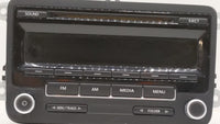 2012-2015 Volkswagen Passat Am Fm Cd Player Radio Receiver - Oemusedautoparts1.com