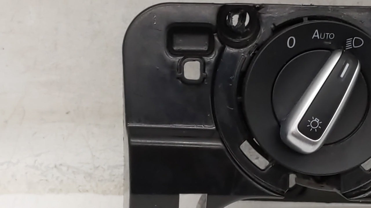 2014 Volkswagen Passat Headlight Head Light Switch Lamp Control - Oemusedautoparts1.com