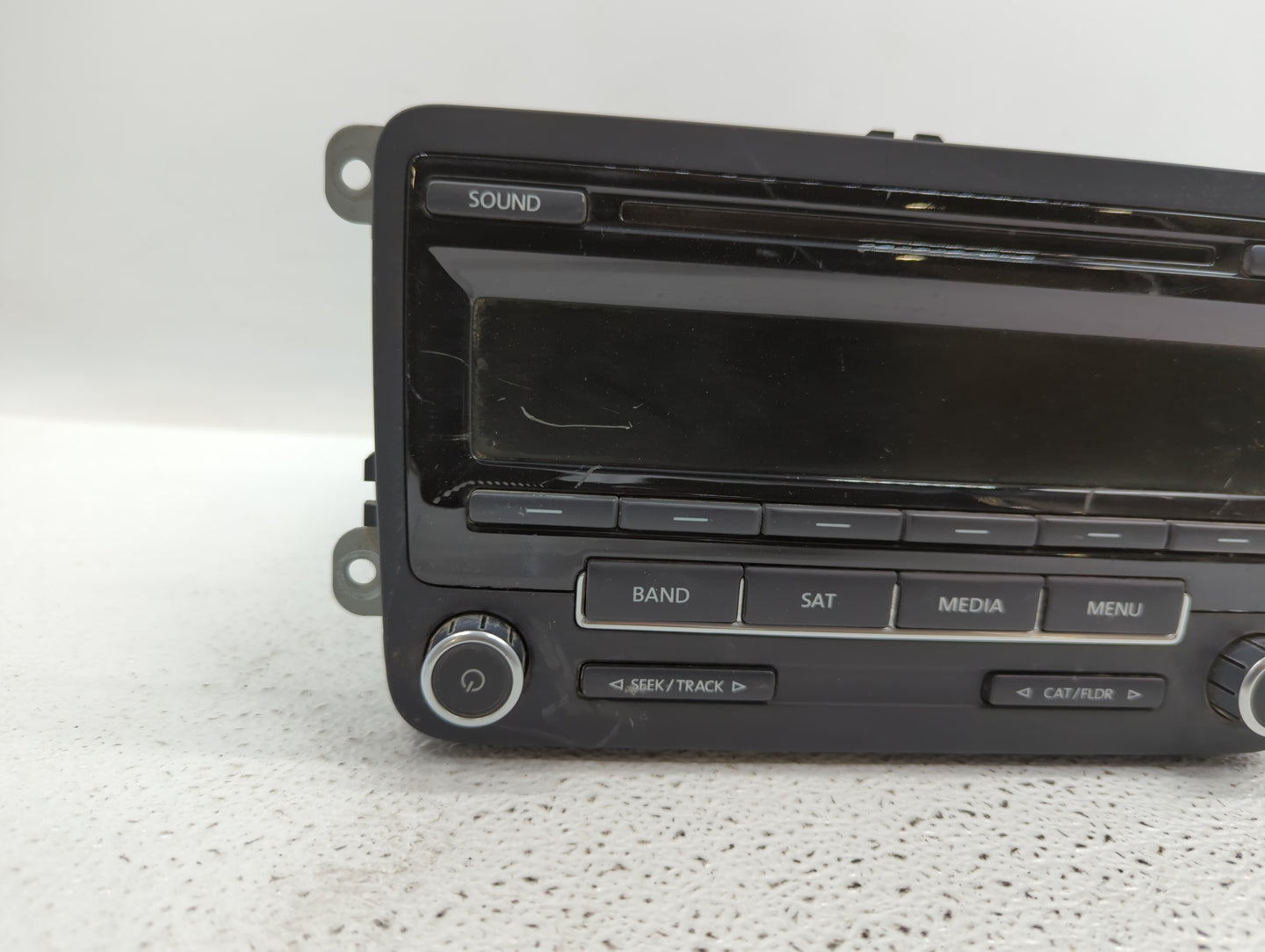 2013-2015 Volkswagen Passat Radio AM FM Cd Player Receiver Replacement P/N:1K0035164F 1K0 035 164 F Fits Fits 2013 2014 2015
