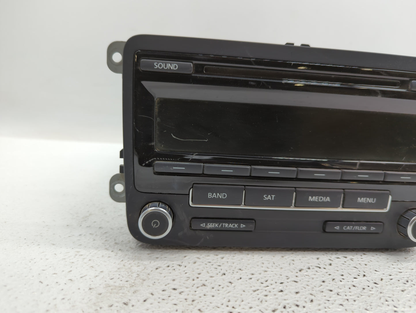 2013-2015 Volkswagen Passat Radio AM FM Cd Player Receiver Replacement P/N:1K0035164F 1K0 035 164 F Fits Fits 2013 2014 2015