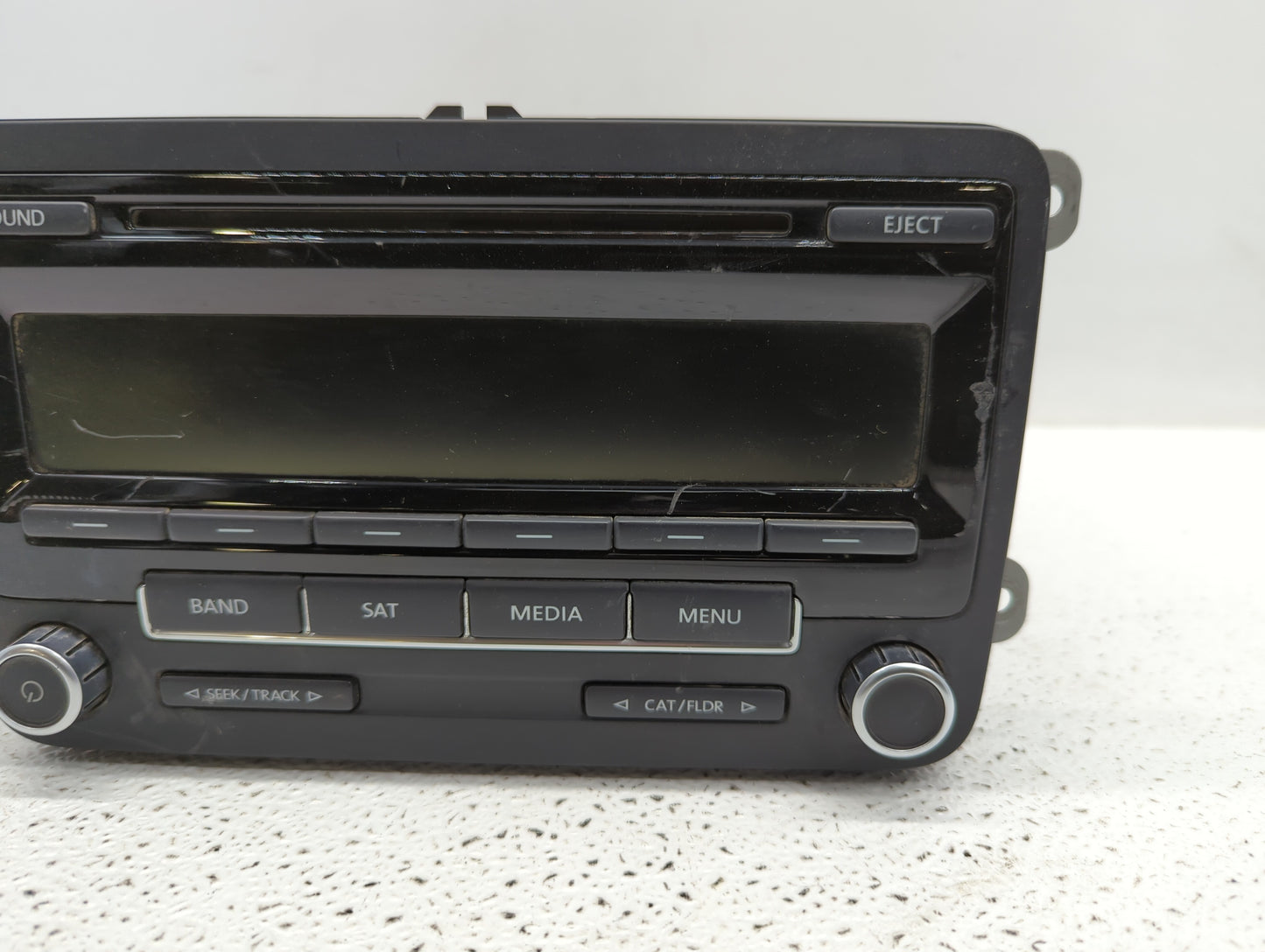 2013-2015 Volkswagen Passat Radio AM FM Cd Player Receiver Replacement P/N:1K0035164F 1K0 035 164 F Fits Fits 2013 2014 2015