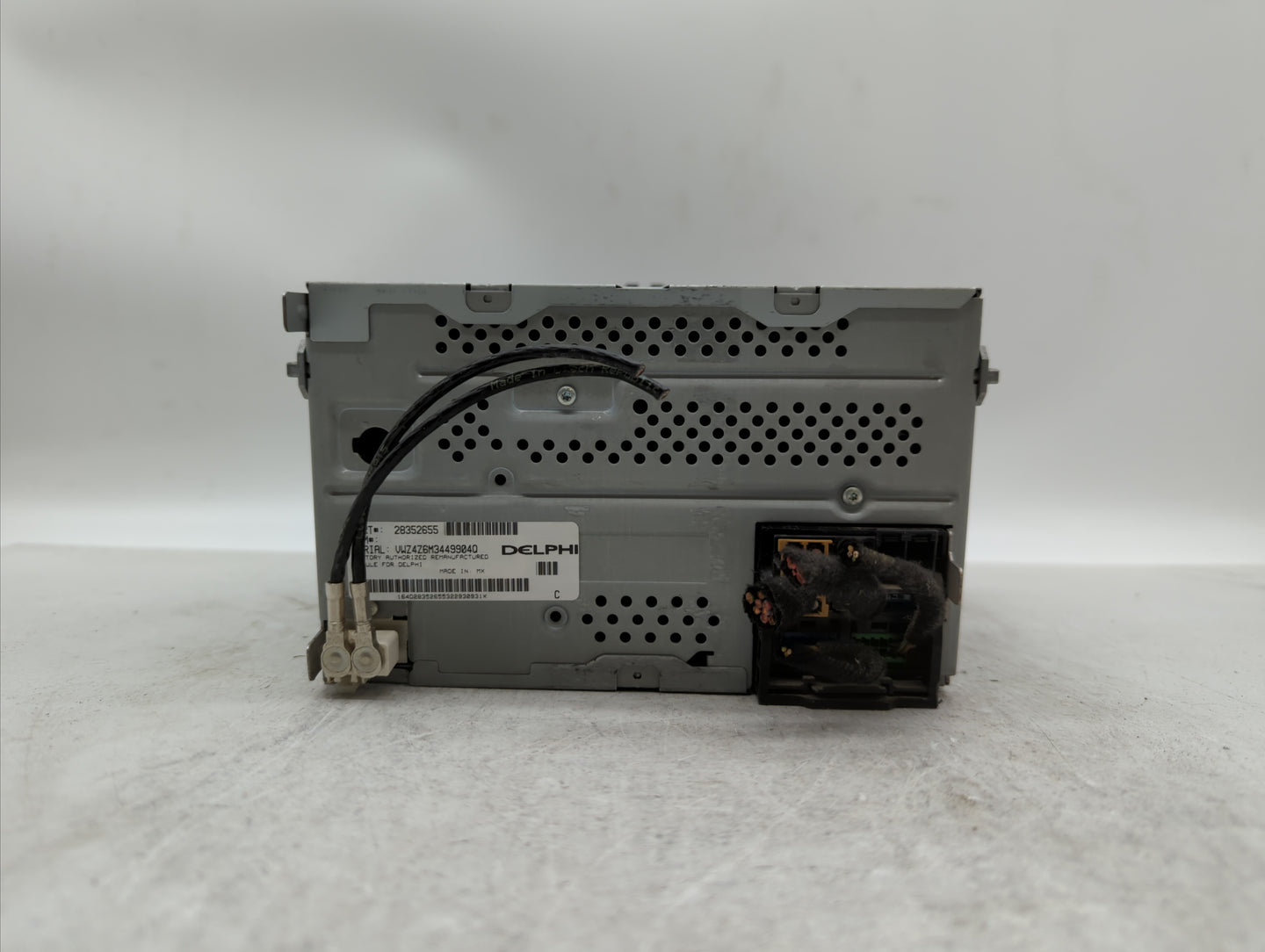 2012-2015 Volkswagen Passat Radio AM FM Cd Player Receiver Replacement P/N:1K0035164D 1K0 035 164 D Fits OEM Used Auto Parts