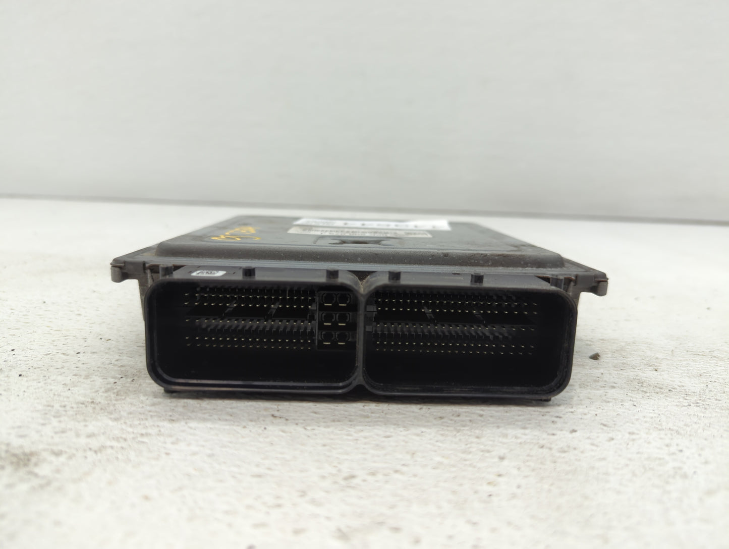 2014 Volkswagen Passat PCM Engine Control Computer ECU ECM PCU OEM P/N:06K 907 425 06K 906 070 J Fits OEM Used Auto Parts - 
