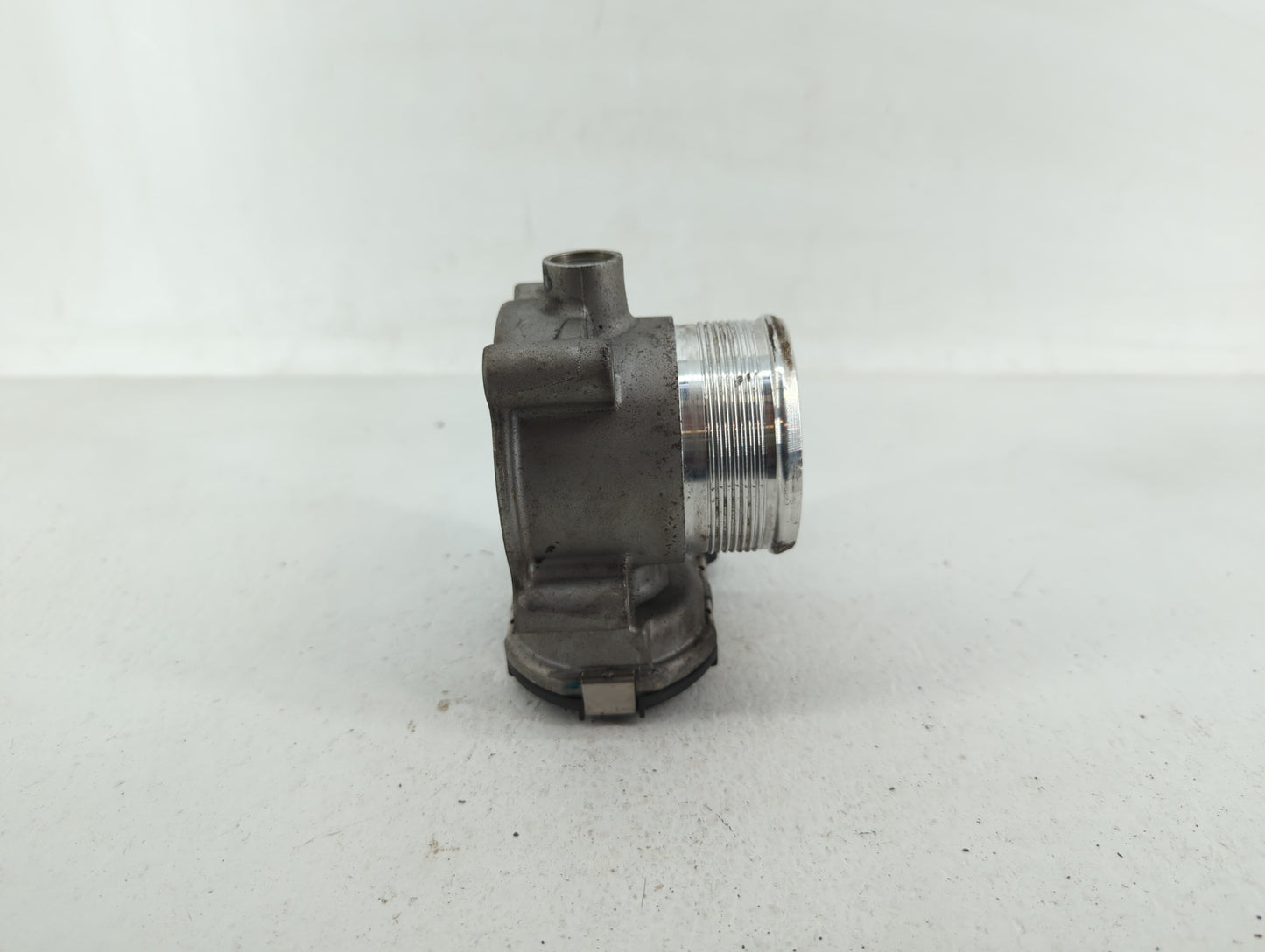 2014-2017 Volkswagen Passat Throttle Body P/N:06K 133 062 D 06K 133 062 E, 06K 133 062 AA Fits Fits 2014 2015 2016 2017 OEM 