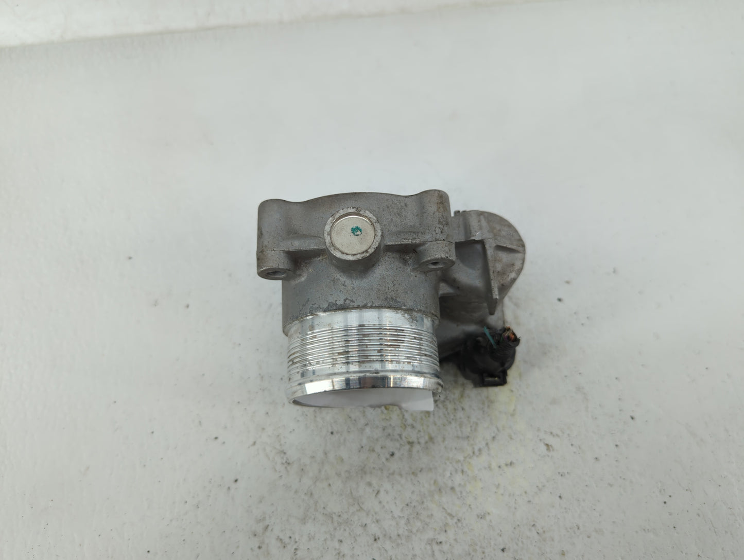 2014-2017 Volkswagen Passat Throttle Body P/N:06K 133 062 D 06K 133 062 E, 06K 133 062 AA Fits Fits 2014 2015 2016 2017 OEM 