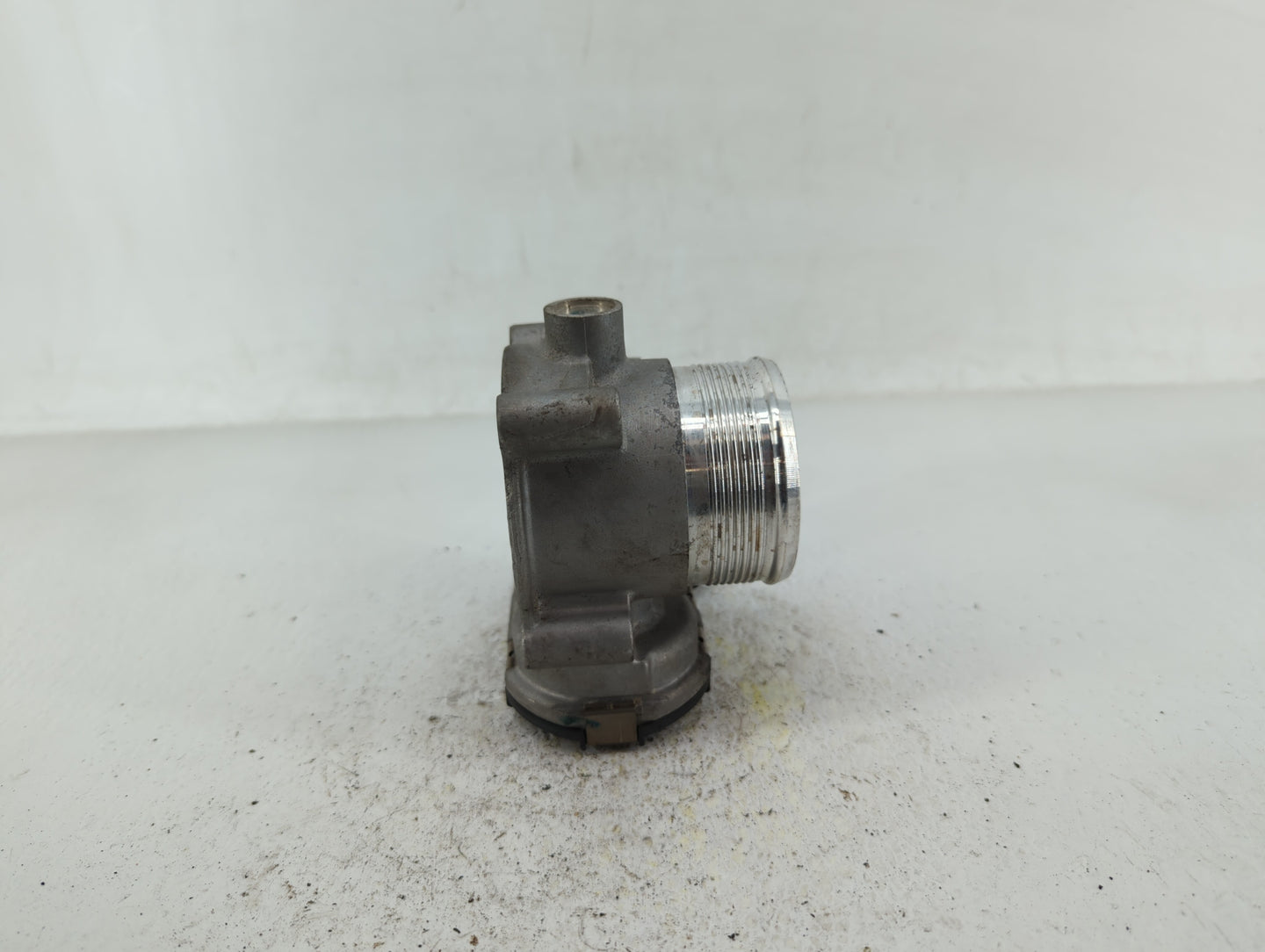 2014-2017 Volkswagen Passat Throttle Body P/N:06K 133 062 D 06K 133 062 E, 06K 133 062 AA Fits Fits 2014 2015 2016 2017 OEM 