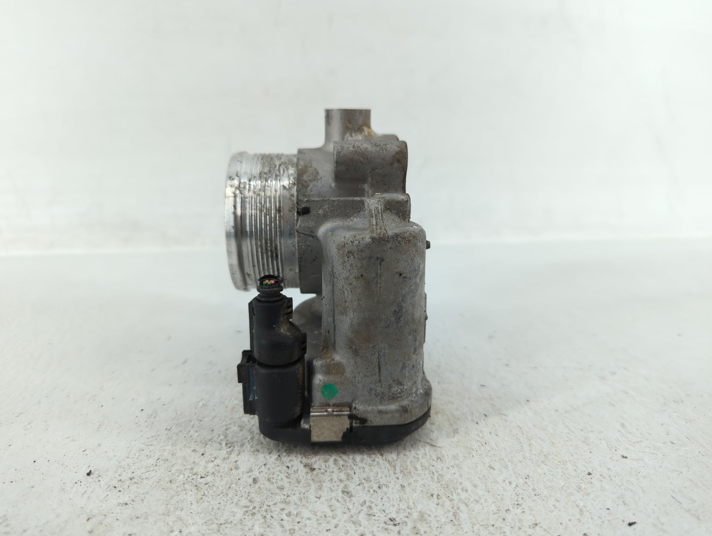 2014-2017 Volkswagen Passat Throttle Body P/N:06K 133 062 D 06K 133 062 E, 06K 133 062 AA Fits Fits 2014 2015 2016 2017 OEM 
