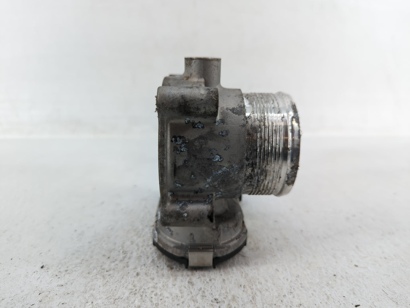2014-2017 Volkswagen Passat Throttle Body P/N:06K 133 062 D 06K 133 062 E, 06K 133 062 AA Fits Fits 2014 2015 2016 2017 OEM 
