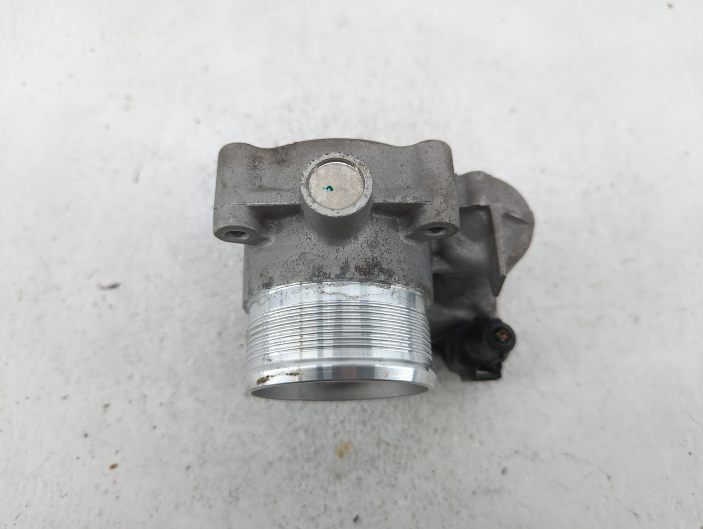 2014-2017 Volkswagen Passat Throttle Body P/N:06K 133 062 D 06K 133 062 E, 06K 133 062 AA Fits Fits 2014 2015 2016 2017 OEM 