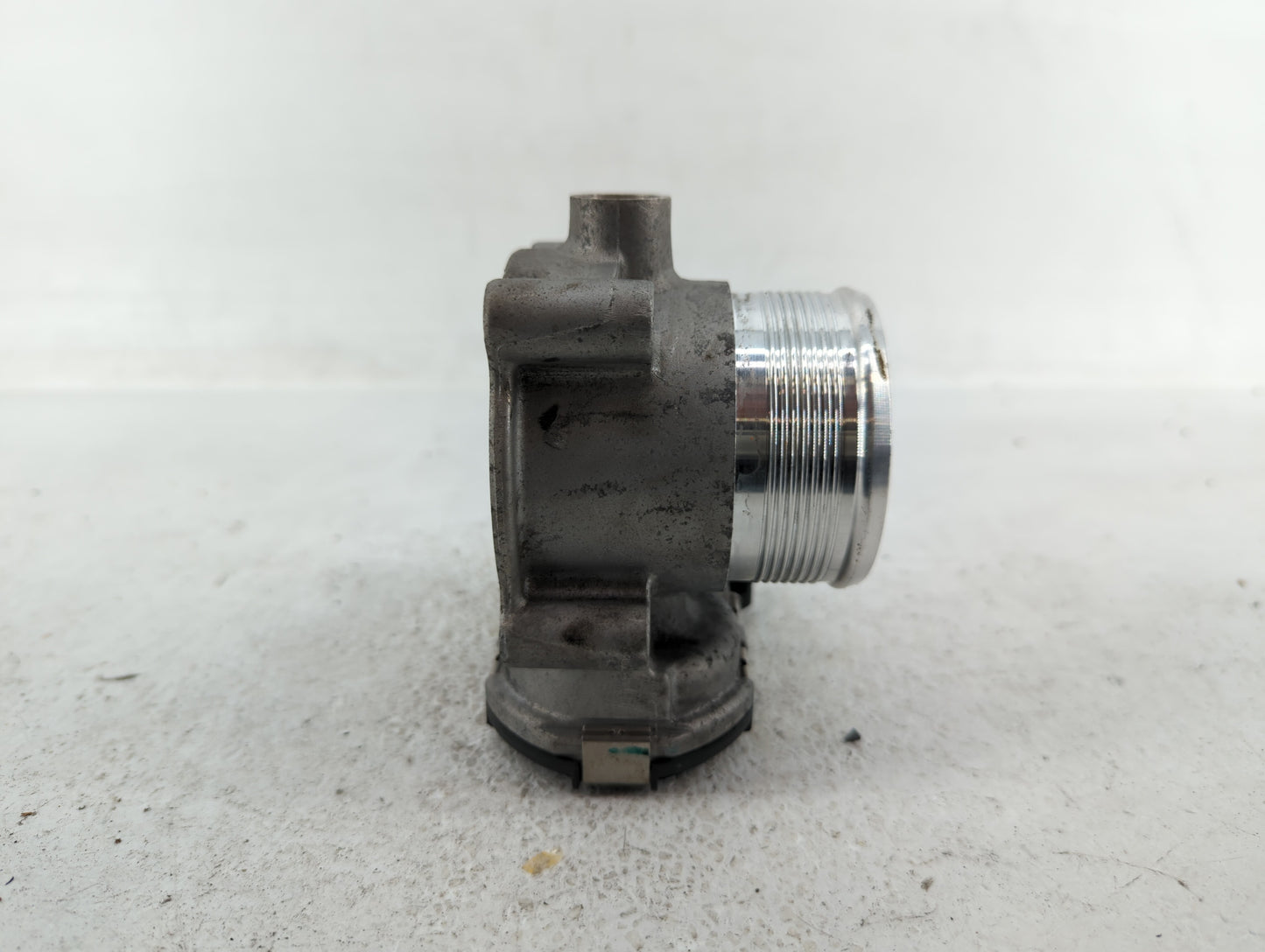 2014-2017 Volkswagen Passat Throttle Body P/N:06K 133 062 D 06K 133 062 E, 06K 133 062 AA Fits Fits 2014 2015 2016 2017 OEM 