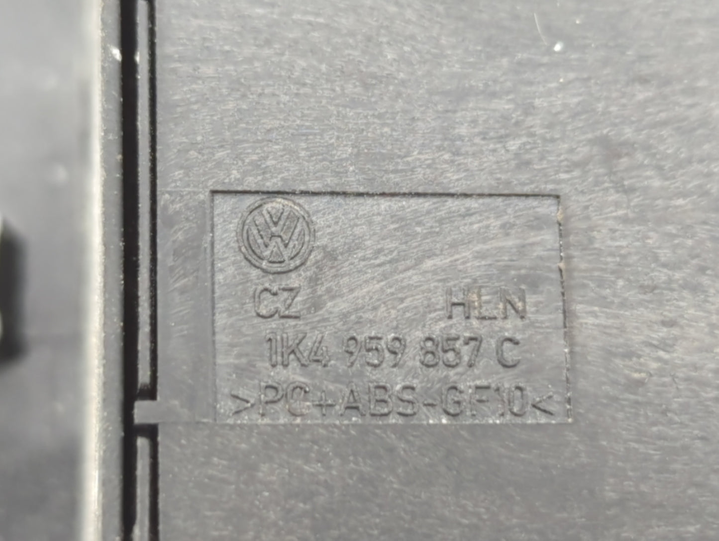 2006-2020 Volkswagen Passat Master Power Window Switch Replacement Driver Side Left P/N:1K4 959 857 B 1K4 959 857 C Fits OEM