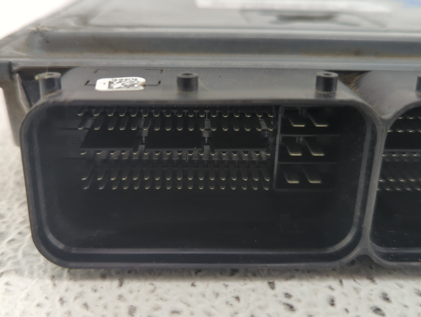 2014 Volkswagen Passat PCM Engine Control Computer ECU ECM PCU OEM P/N:06K 907 425 06K 906 070 J Fits OEM Used Auto Parts - 