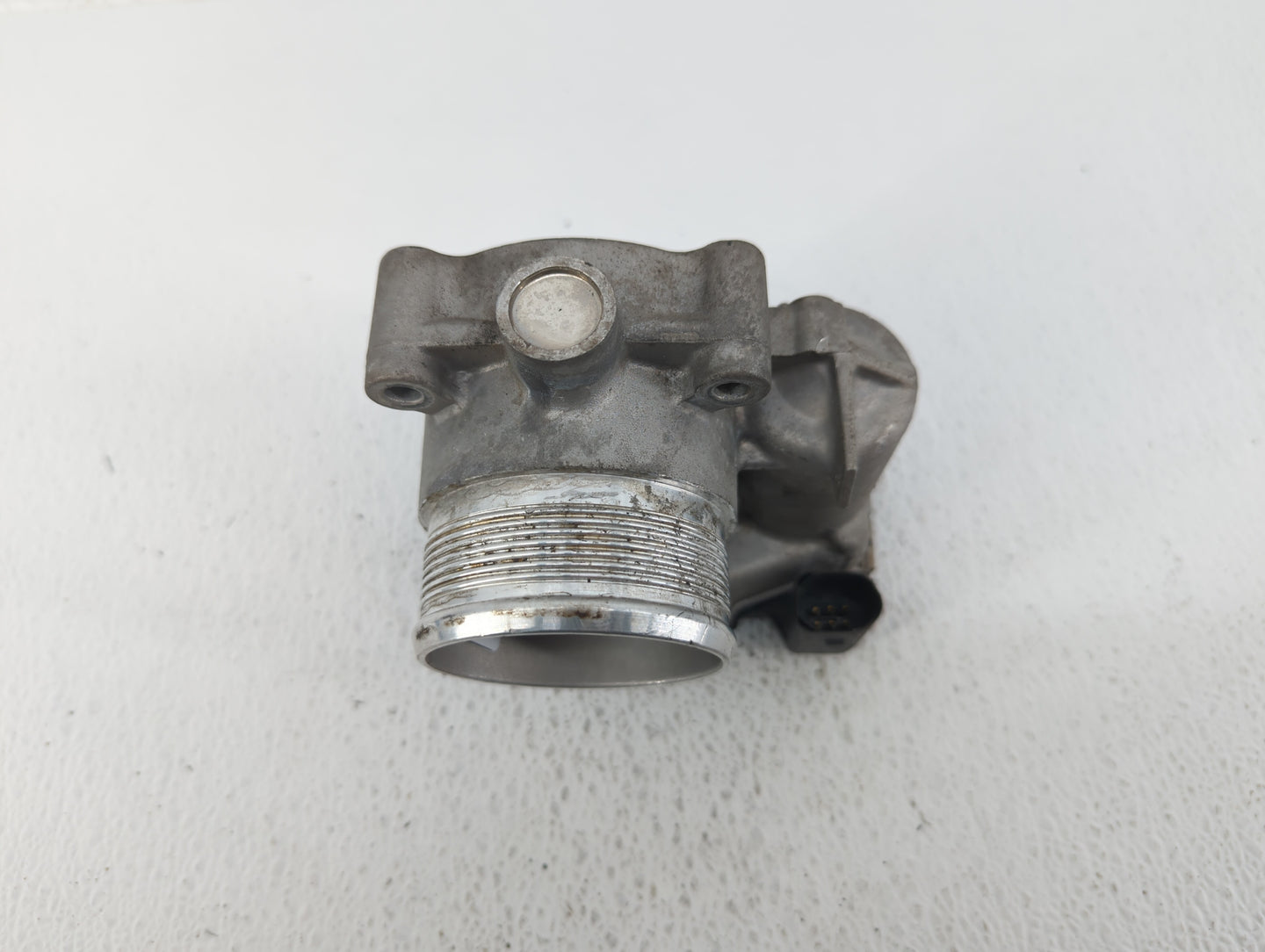 2014-2017 Volkswagen Passat Throttle Body P/N:06K 133 062 D 06K 133 062 E, 06K 133 062 AA Fits Fits 2014 2015 2016 2017 OEM 